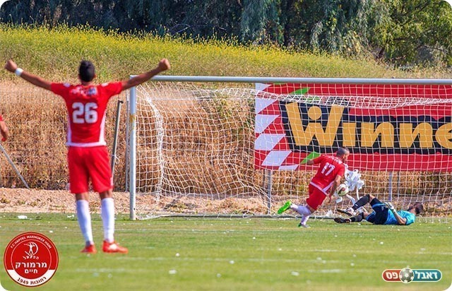 אבושדיד מדייק מהנקודה הלבנה (יוסי סוריק)